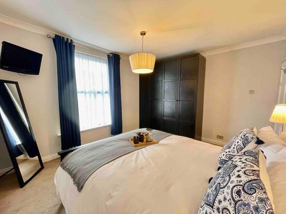 Portsmouth Urban Haven Apartment Bagian luar foto