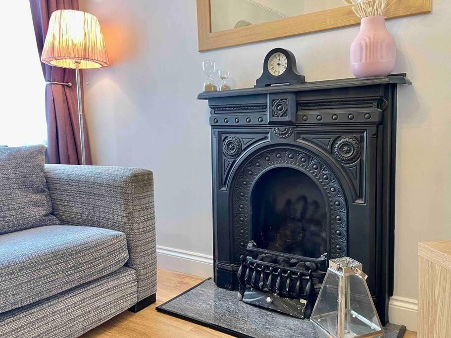 Portsmouth Urban Haven Apartment Bagian luar foto
